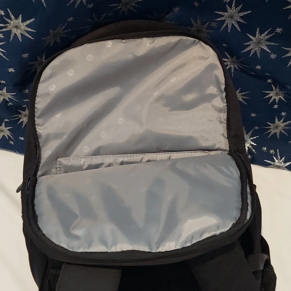 4 Pocket hp laptop backpack